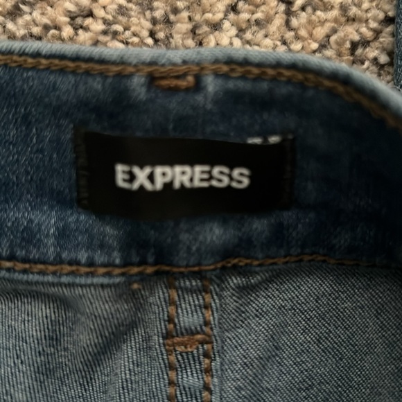 Super High Rise Express Jeans - Picture 2 of 4